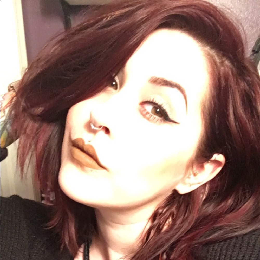 Meet your Posher, Melanie